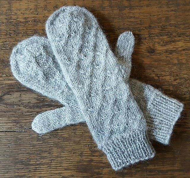 First Frost Mittens Knitting Pattern - Digital Download